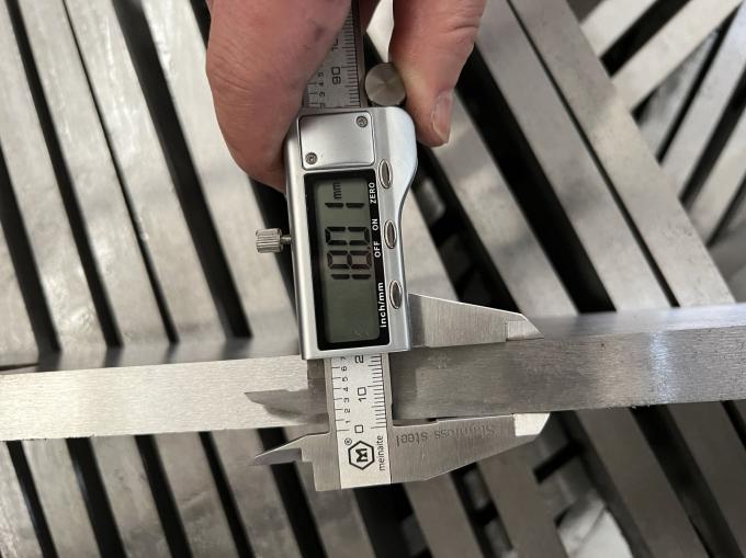 เครื่องตัดเชื้อไฮดรอลิกที่กําหนดเอง ใบมีด ใบมีดเหล็กไร้สแตนเลส ใบมีดตัด มีดเครื่องตัดโลหะ 17